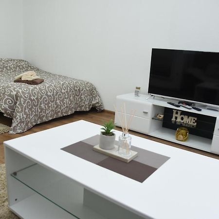 Apartmani Sofronic Loznica 1 Exteriér fotografie