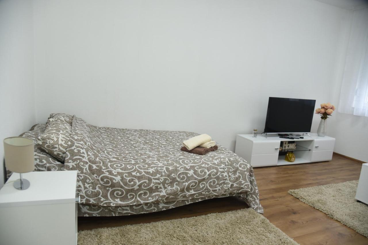 Apartmani Sofronic Loznica 1 Exteriér fotografie