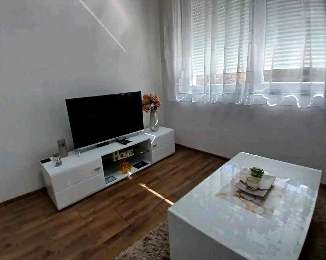 Apartmani Sofronic Loznica 1 Exteriér fotografie